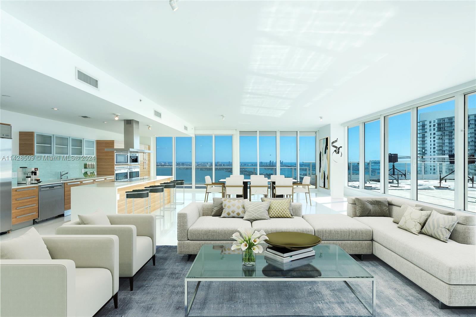 PARAMOUNT BAY CONDO