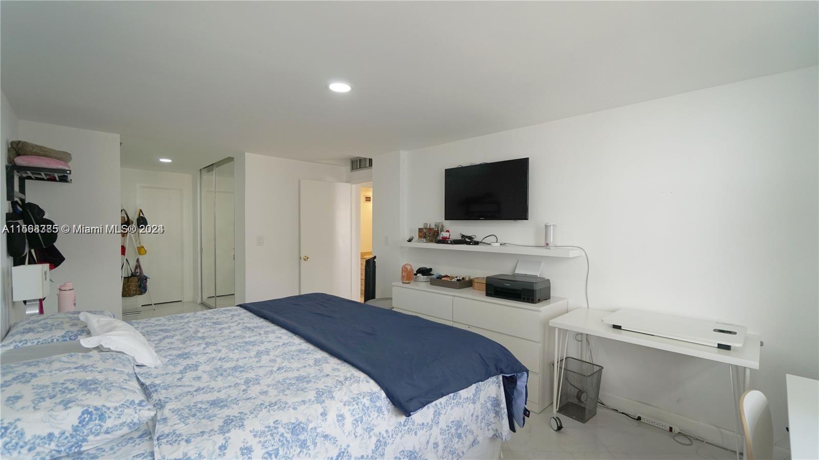 BRICKELL BISCAYNE CONDO