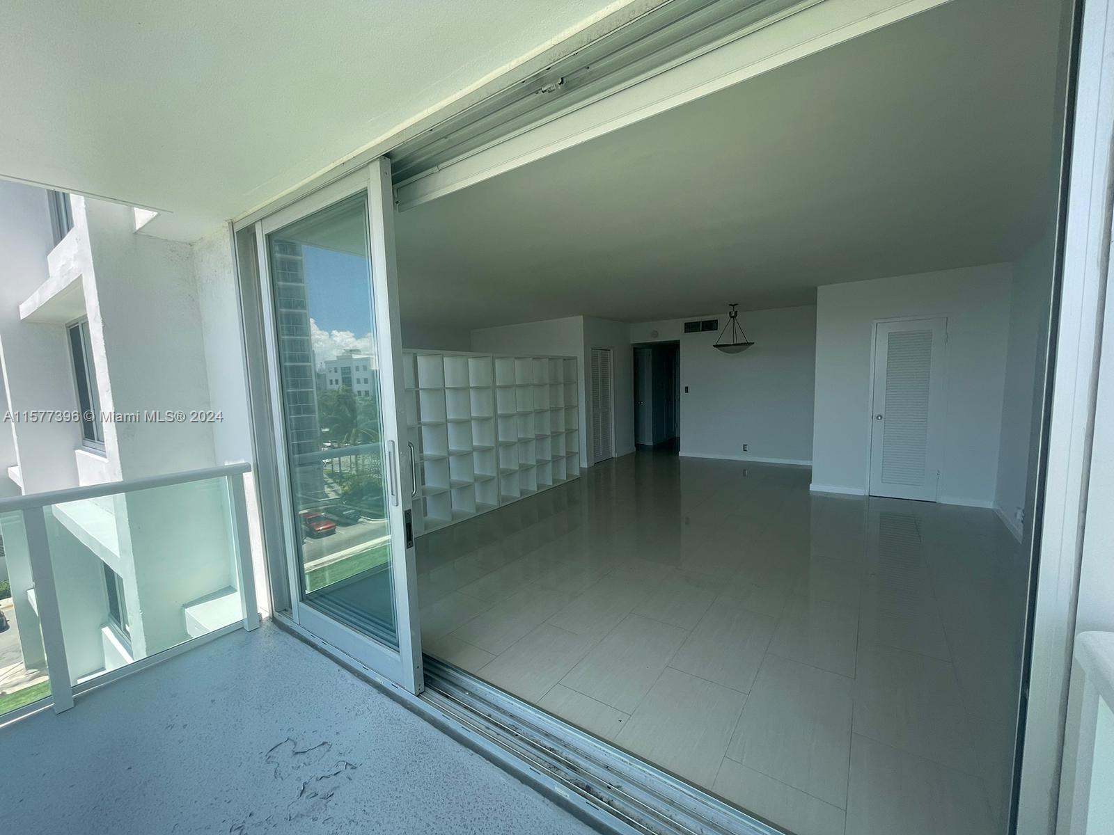 MIRADOR 1000 CONDO