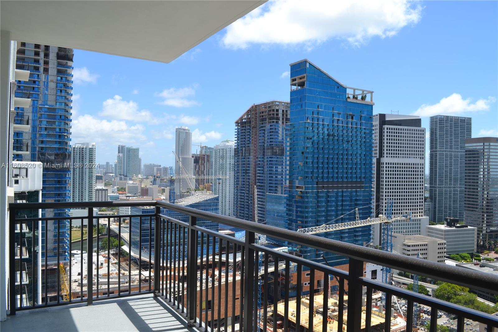 NINE AT MARY BRICKELL VIL