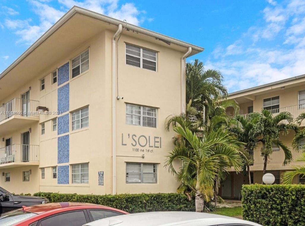 LSOLEI AT HALLANDALE BEAC