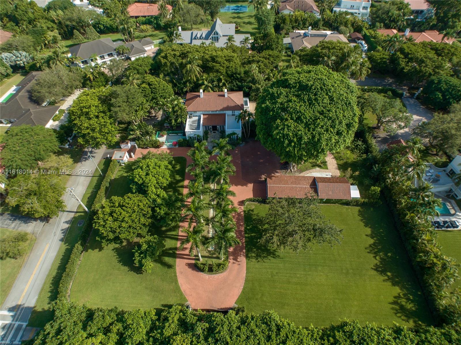 CORAL GABLES BISCAYNE BAY