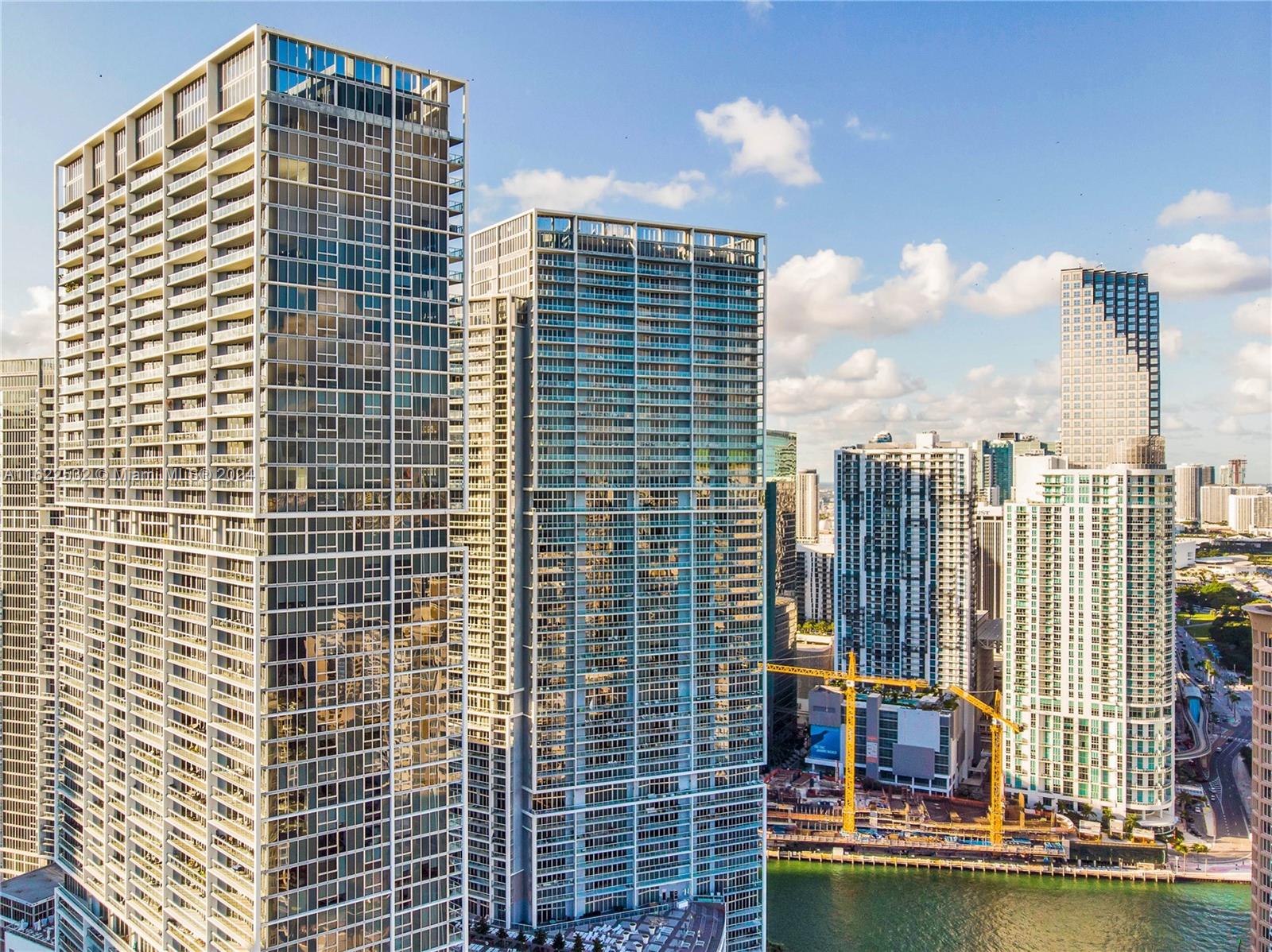 ICON BRICKELL NO TWO