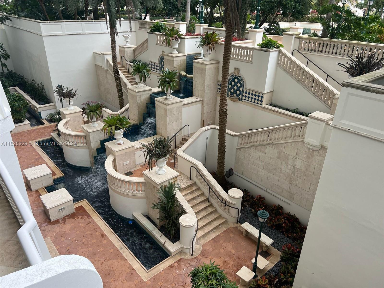 Williams Island Condo