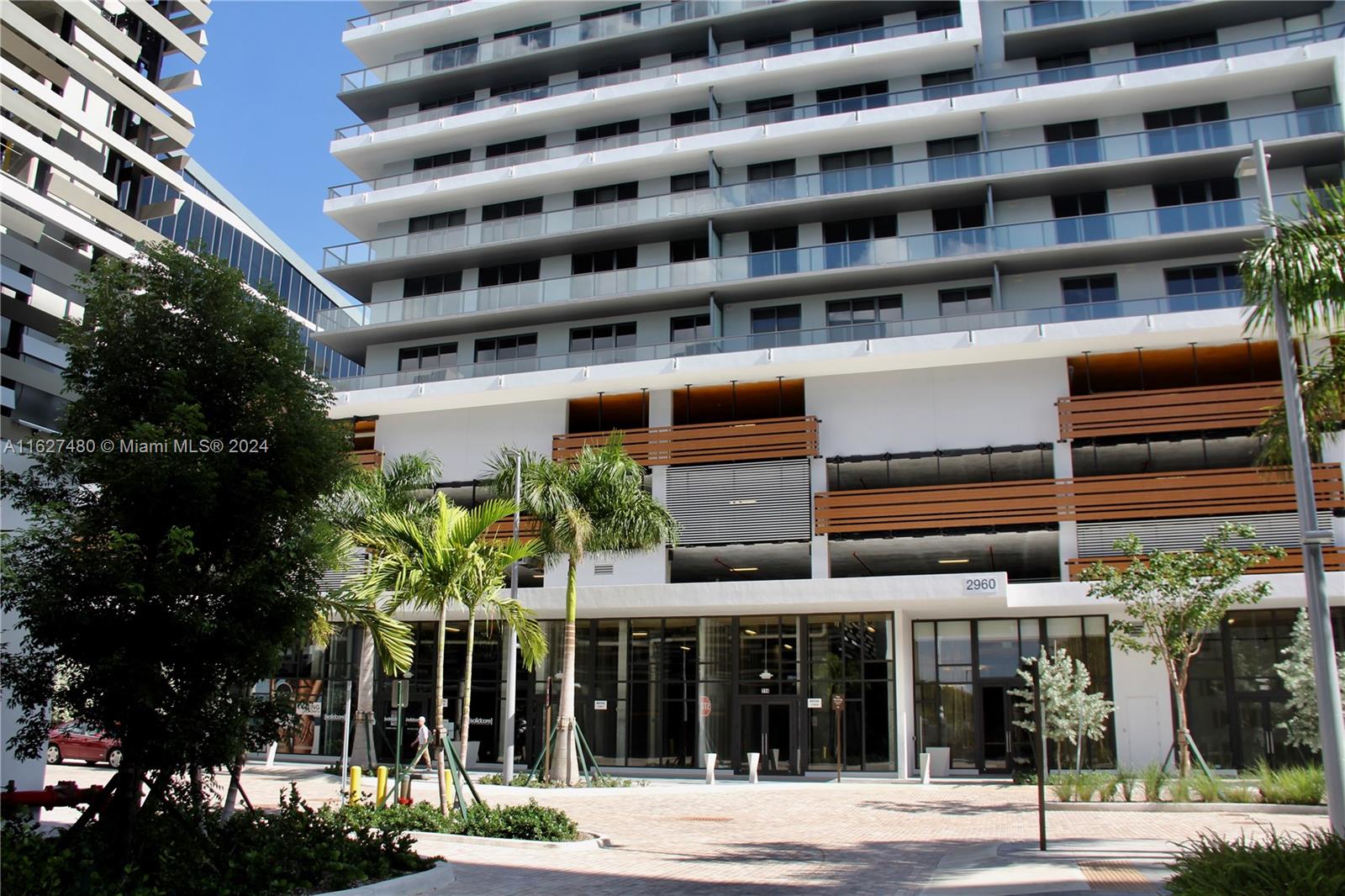AVENTURA PARKSQUARE RESID