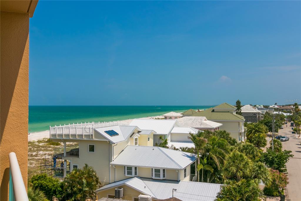 REGATTA BEACH CLUB CONDO