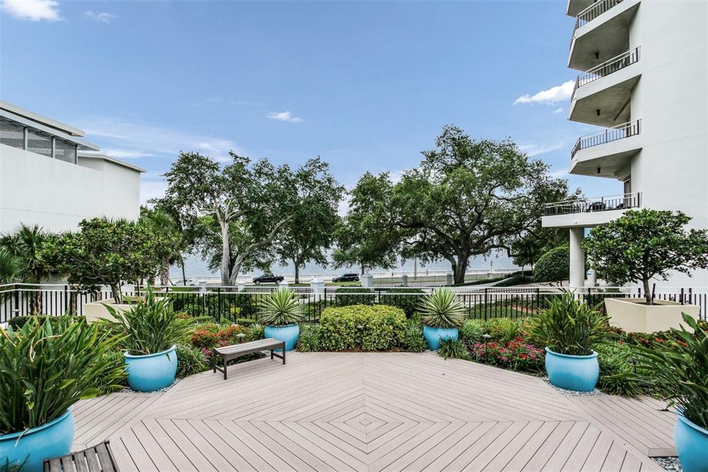 BAYSHORE REGENCY A CONDO