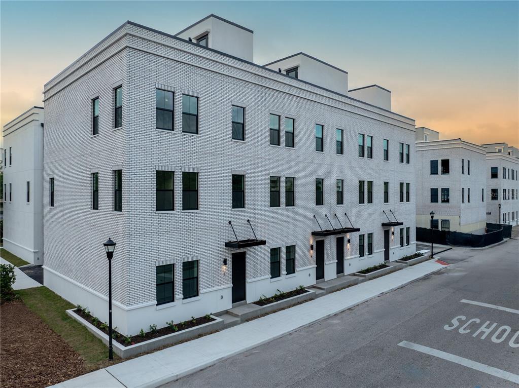 CANVAS TPA TOWNHOMES PHASE 1