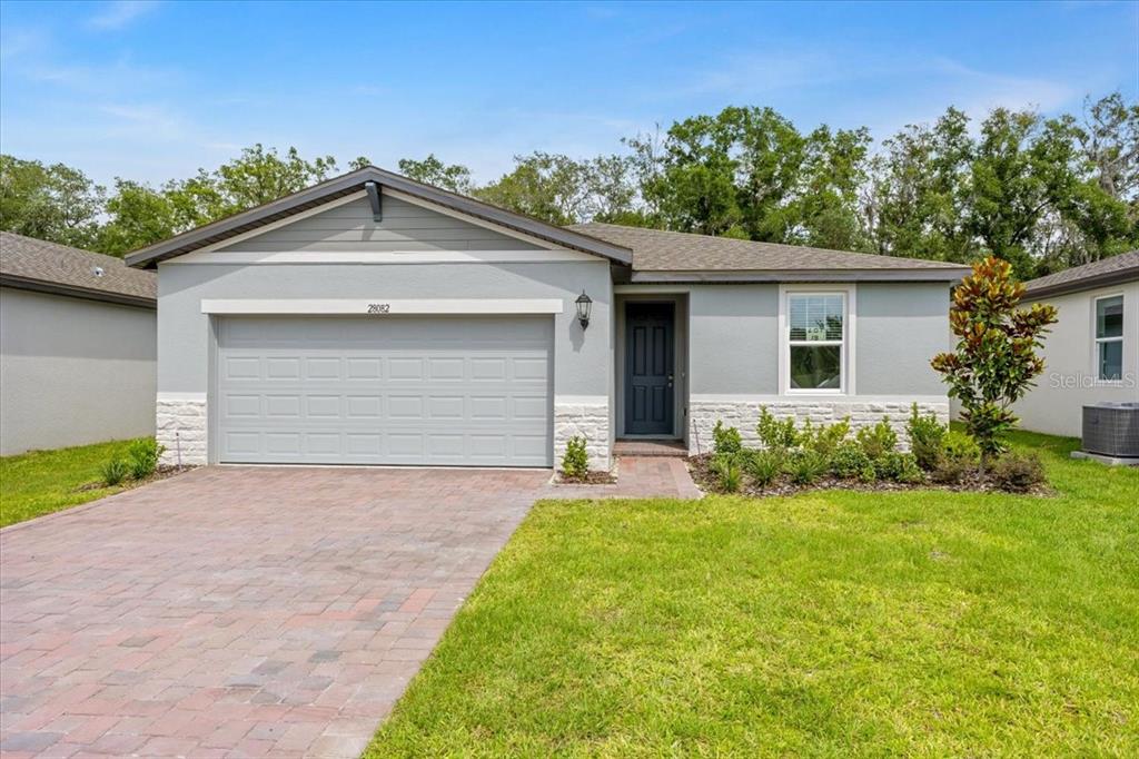 FOX POINTE AT RIVERS EDGE