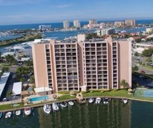 51 ISLAND WAY CONDO