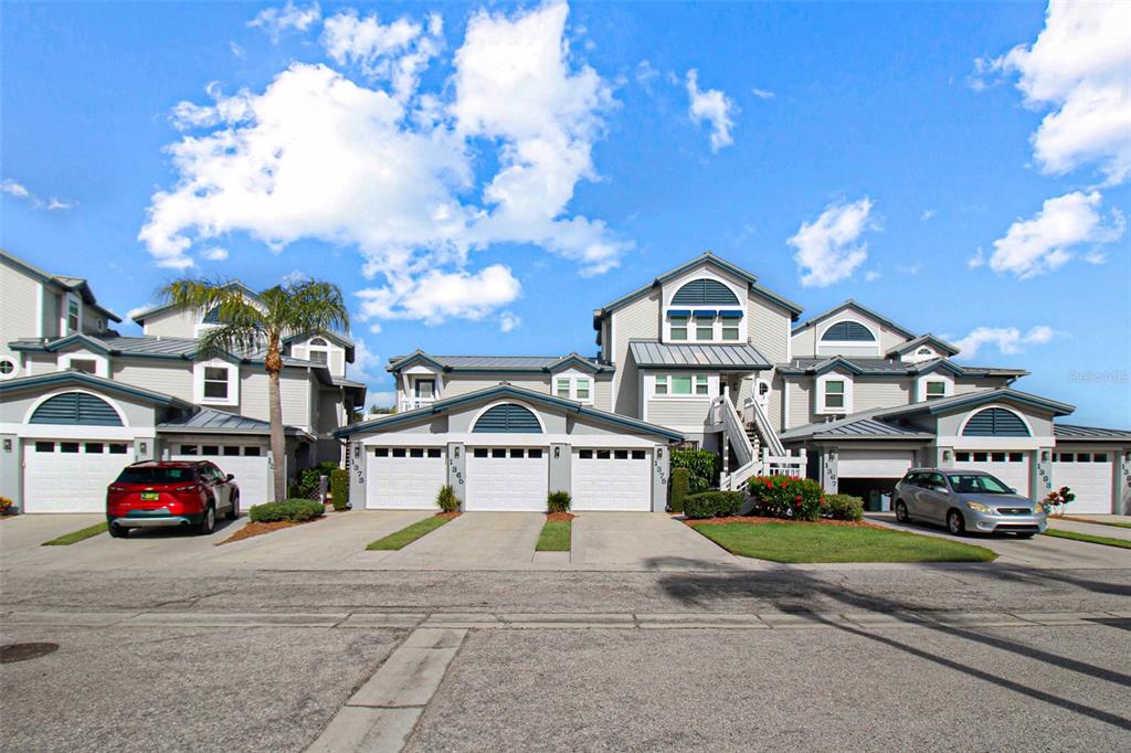 GULF & BAY CLUB BAYSIDE