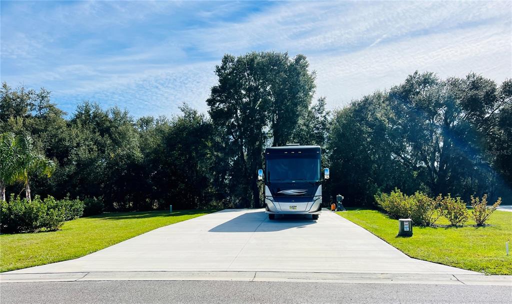 FLORIDA GRANDE MOTOR COACH RESORT