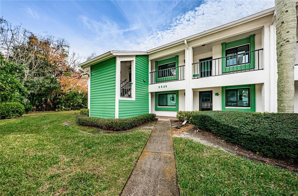 VILLAGE ON THE GREEN