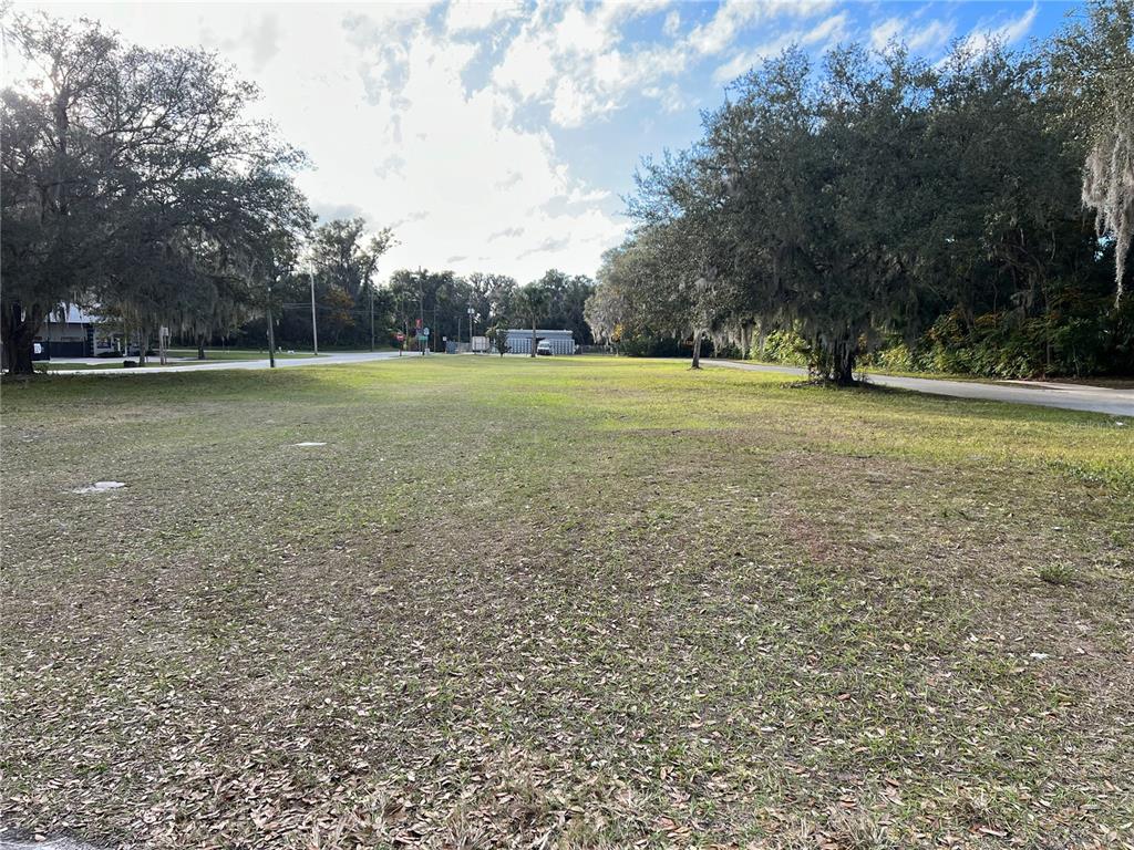 LAKE HELEN BLK 14 S 01/2