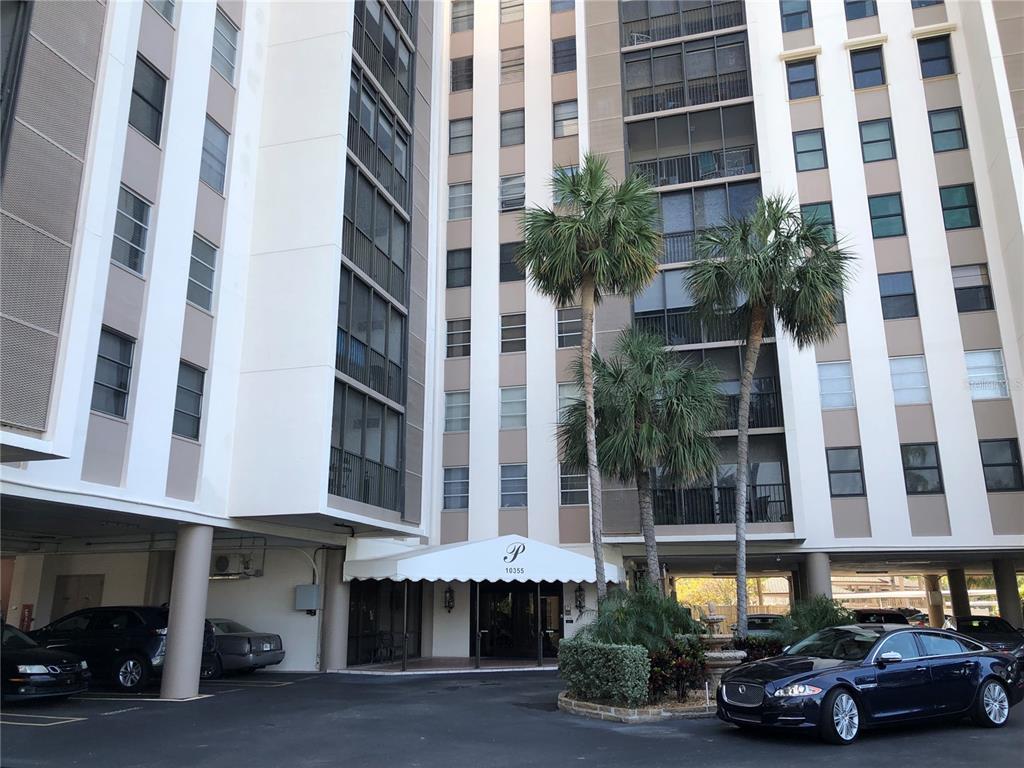 PARADISE ISLAND TOWERS CONDO