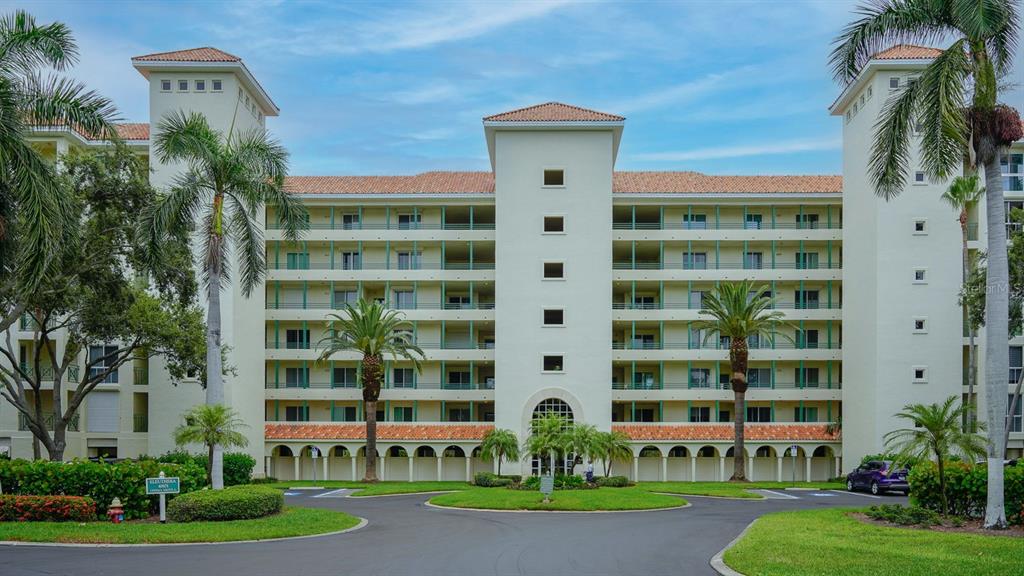OSPREY POINTE AT DOLPHIN CAY