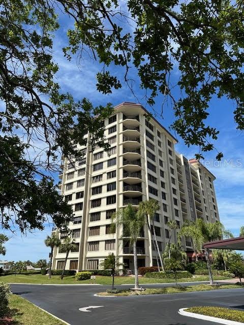 700 ISLAND WAY I CONDO