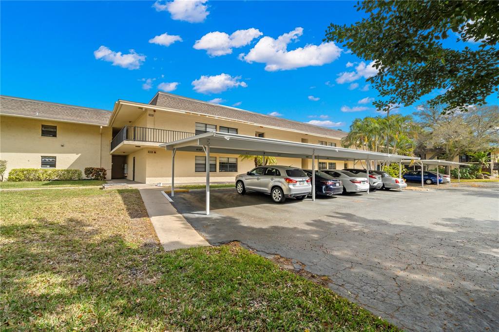 VILLAS DE GOLF CONDO