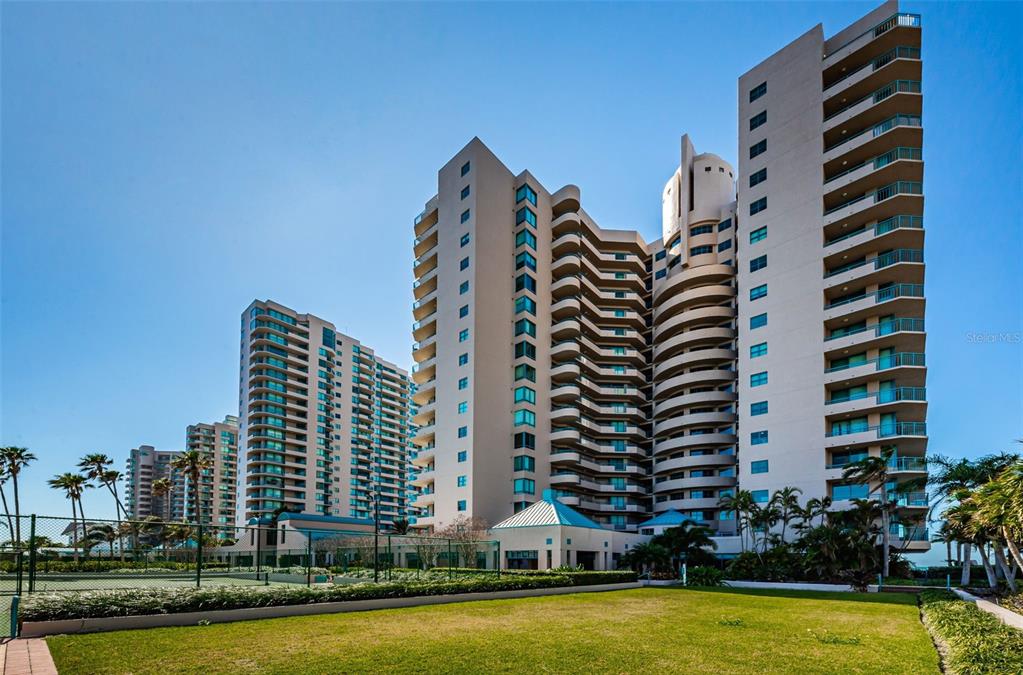 ULTIMAR ONE CONDO