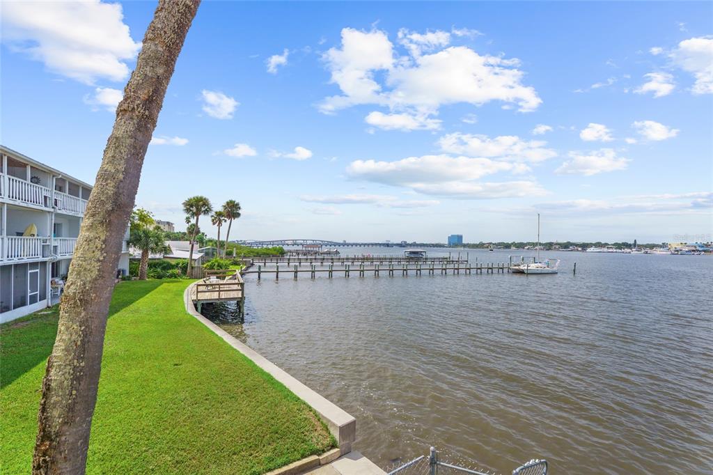 ACQUA AT DAYTONA BEACH CONDO