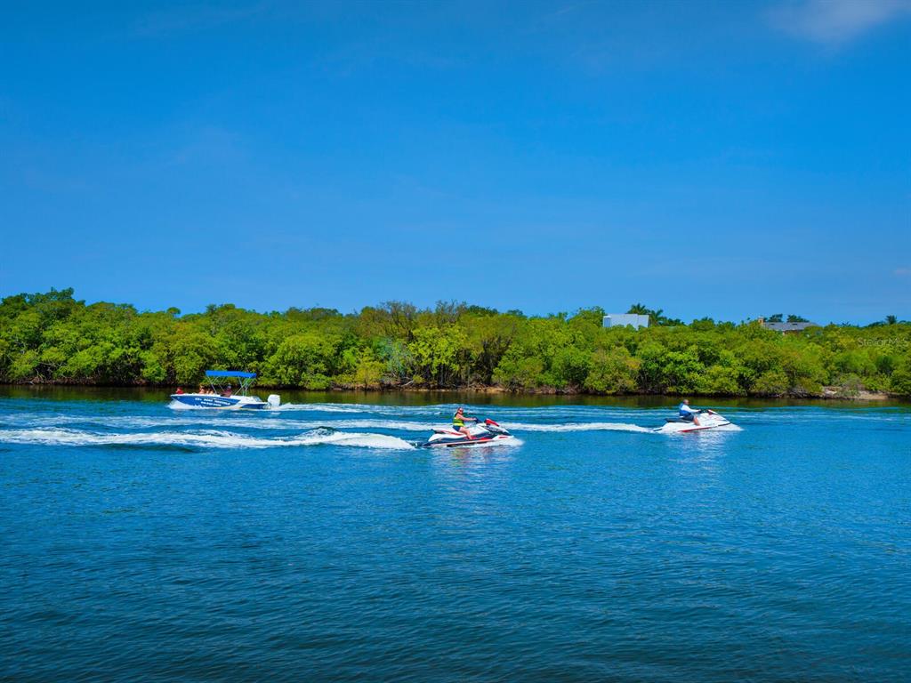 THE LANDINGS, VILLAS AT EAGLES POINT