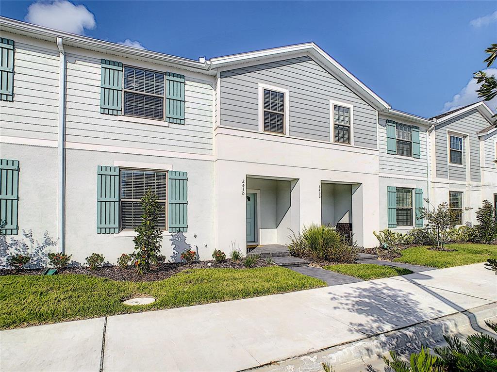 WINDSOR AT WESTSIDE PH 3