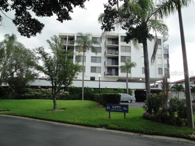BAHIA SHORES CONDO