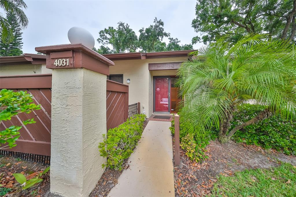 STRATHMORE GATE EAST