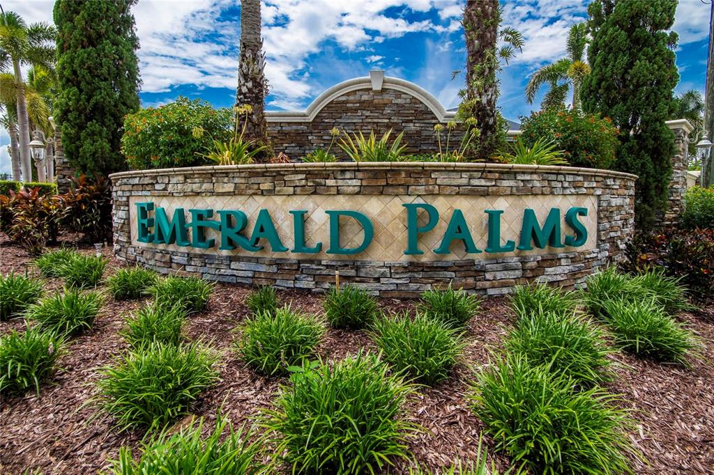 EMERALD PALMS