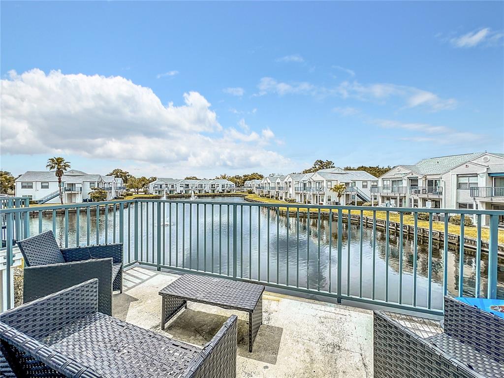 DOCKSIDE CONDO