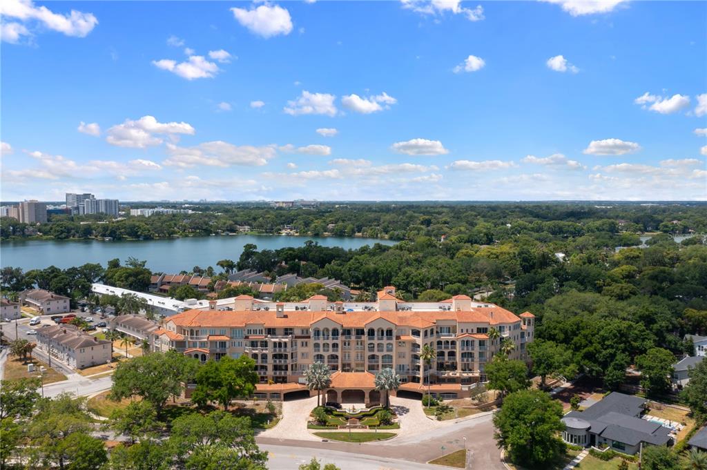 RENAISSANCE AT LAKE IVANHOE CONDO