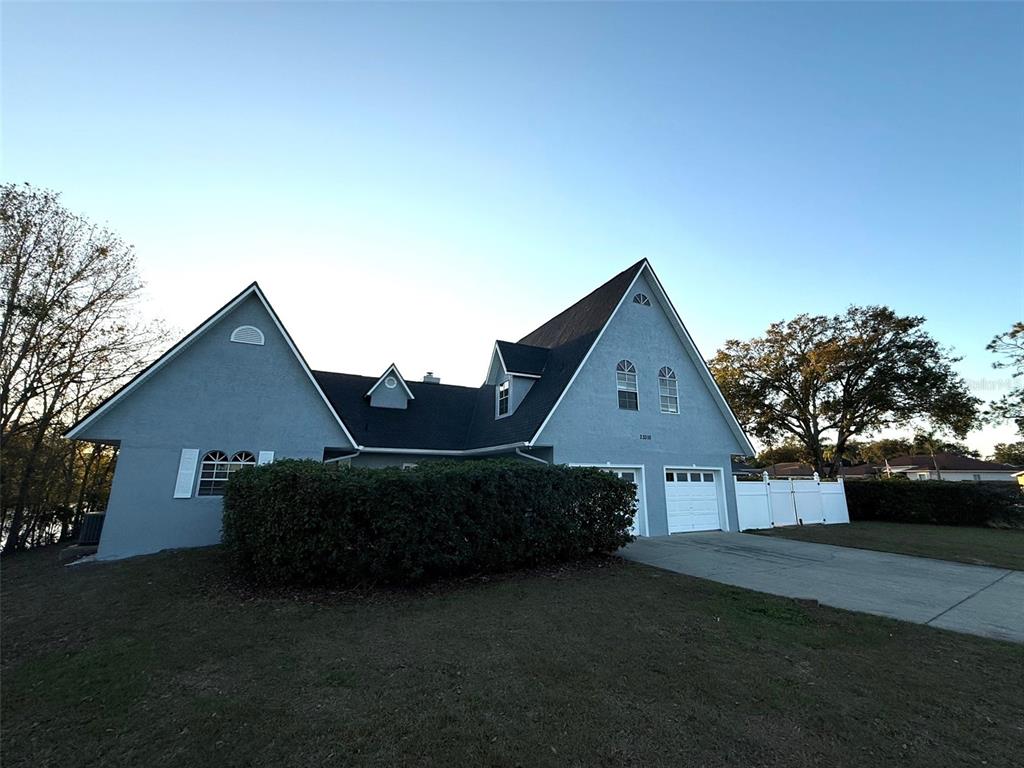 LAKE PADGETT ESTATES