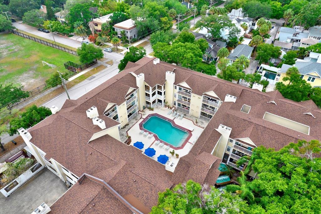 HYDE PARK PLACE II A CONDOMINI