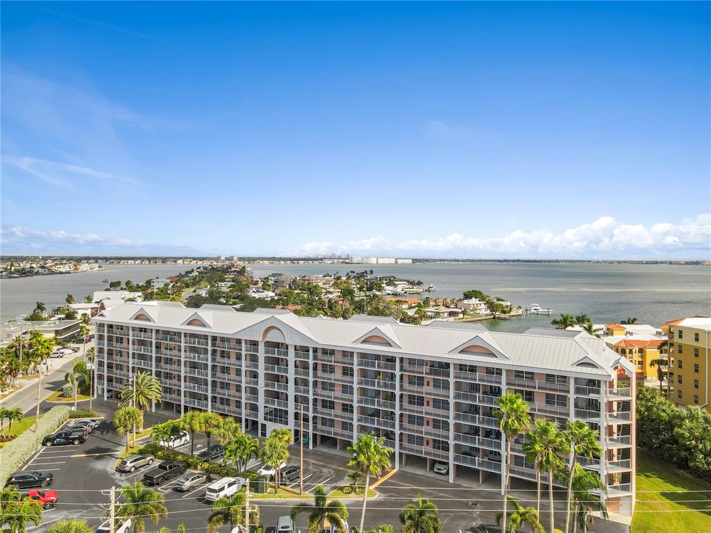 SUNRISE RESORT ON ST PETE BEACH CONDO