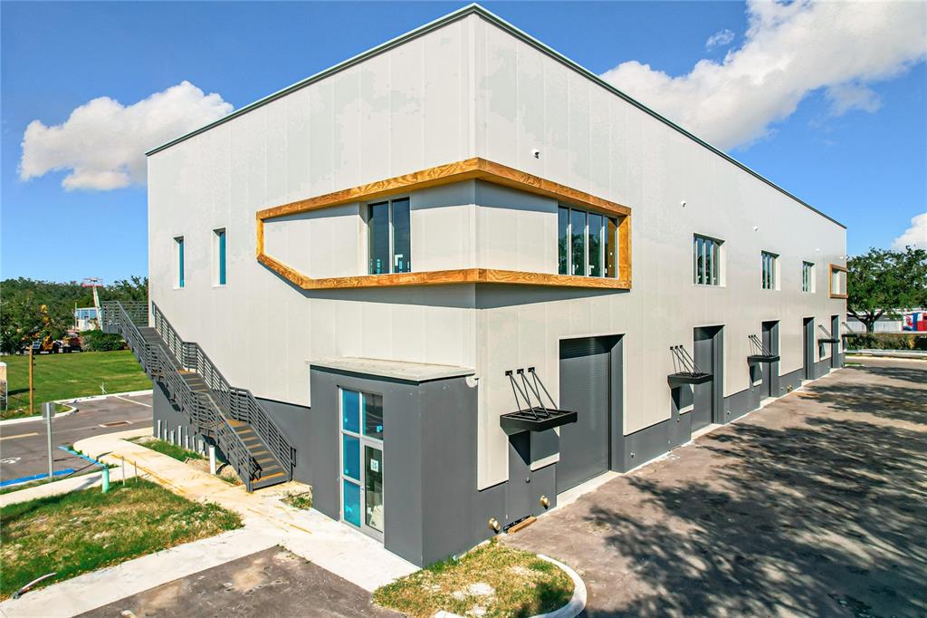 CROWN POINT BUS PARK PH 01 43/6