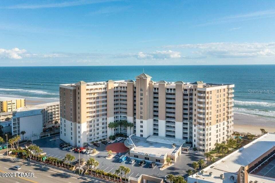 ST MAARTEN CONDO