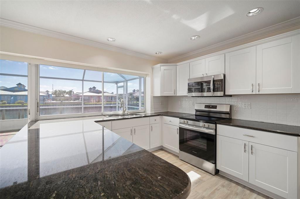 APOLLO BEACH UNIT 08 A RESUBDIVISION OF