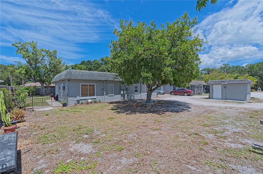 WHITFIELD EST. E OF 41 23-26/35/17