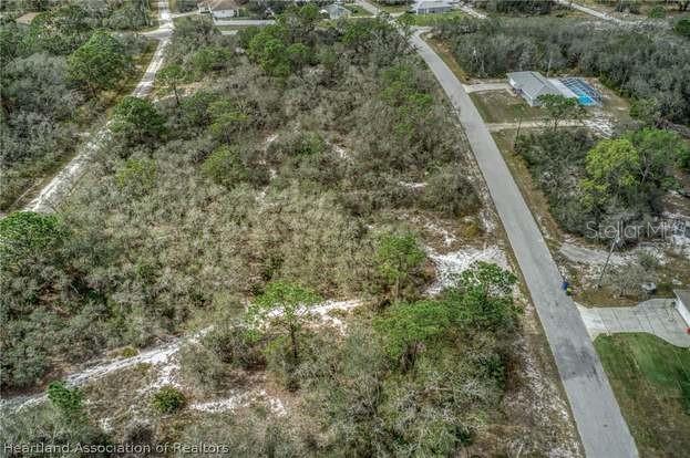 LEISURE LAKES SEC 03