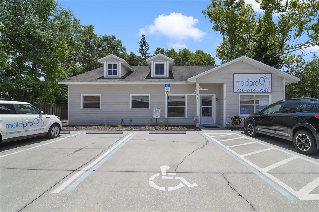 MOLNARS ADD TO LONGWOOD