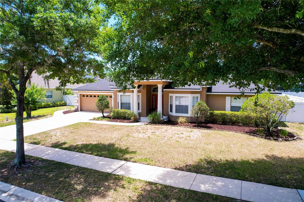 ESTATES AUBURNDALE PH 02