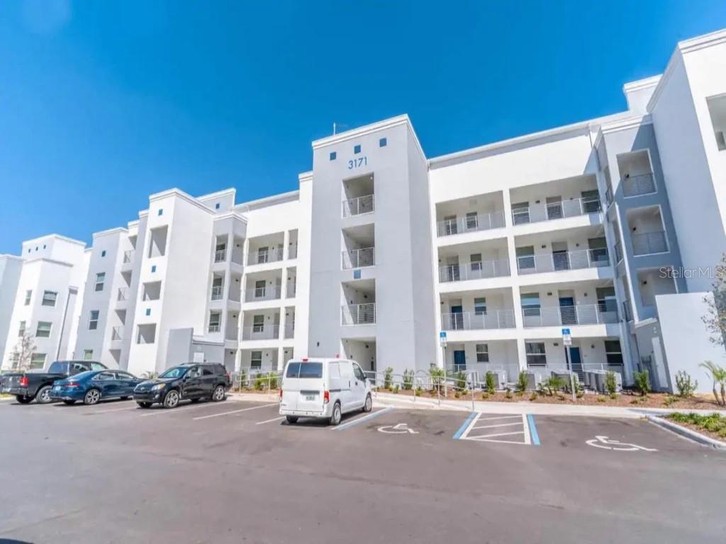 THE TERRACES AT STOREY LAKE CONDO 3 PH 11