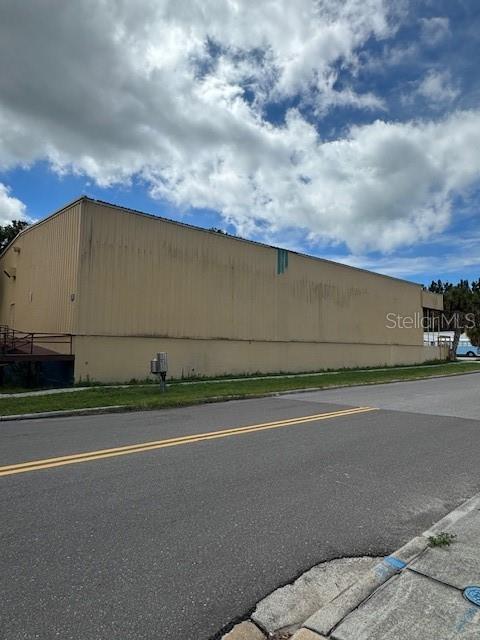 COACHMAN E H PROP OF