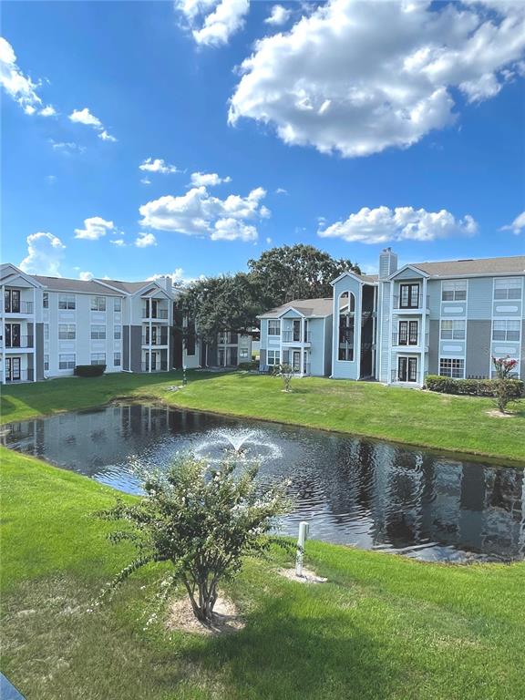 WATERFORD LNDG CONDO