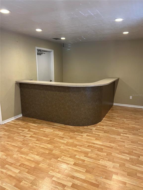 PROFESSIONAL BLDG 7109