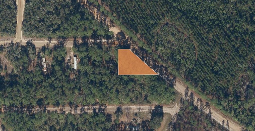 INTERLACHEN LAKES ESTATES