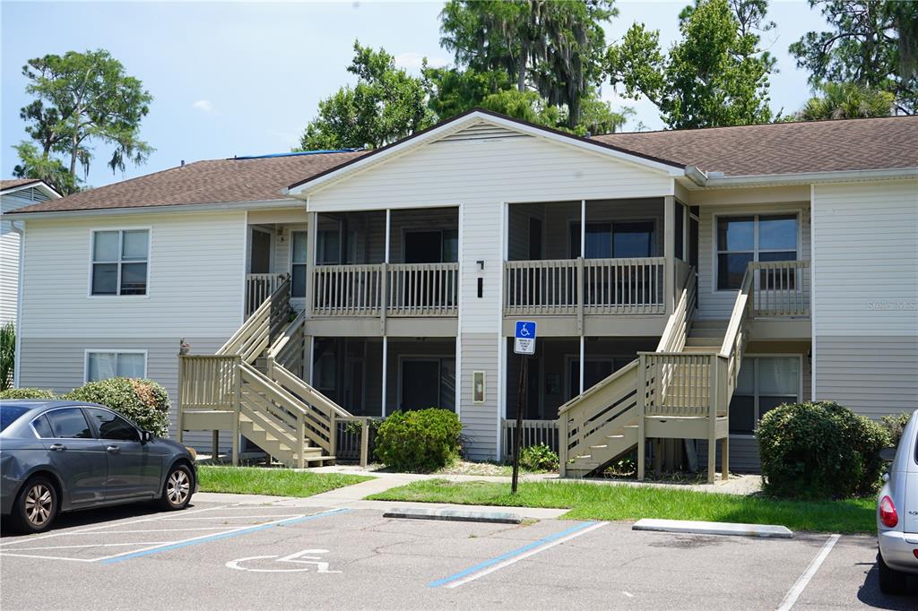 CONDO AT GEORGETOWN LAKE