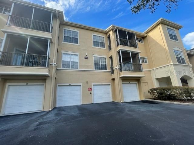 OXFORD PLACE AT TAMPA PALMS A