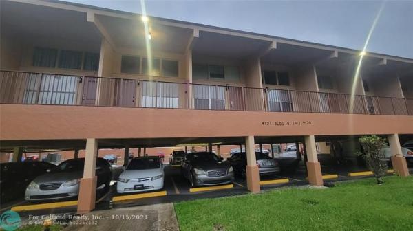 GARDENS AT LAUDERHILL