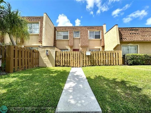 Welleby Townhome 1 Condo